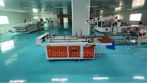 Semi automatic PUR glue Pasting PET boxes Machine AP-12