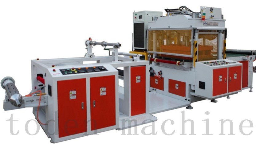 Hydraulic Plastic Boxes Crease and Die Cut Machine