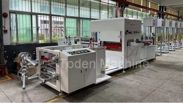 Plastic roll automatic die cut box machine with rewind