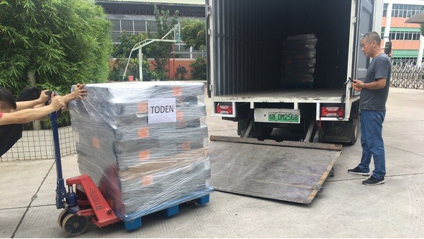 1.8T 580*290 mm ,0.3 mm thicknses ,APET sheet to Indonesia